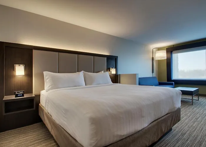 Express & - By Ihg 3*